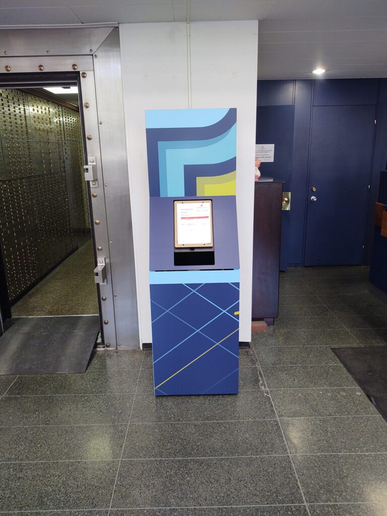 Banking Kiosk 508-ID—PNB—GRANVILLE,-OH—PIC-2