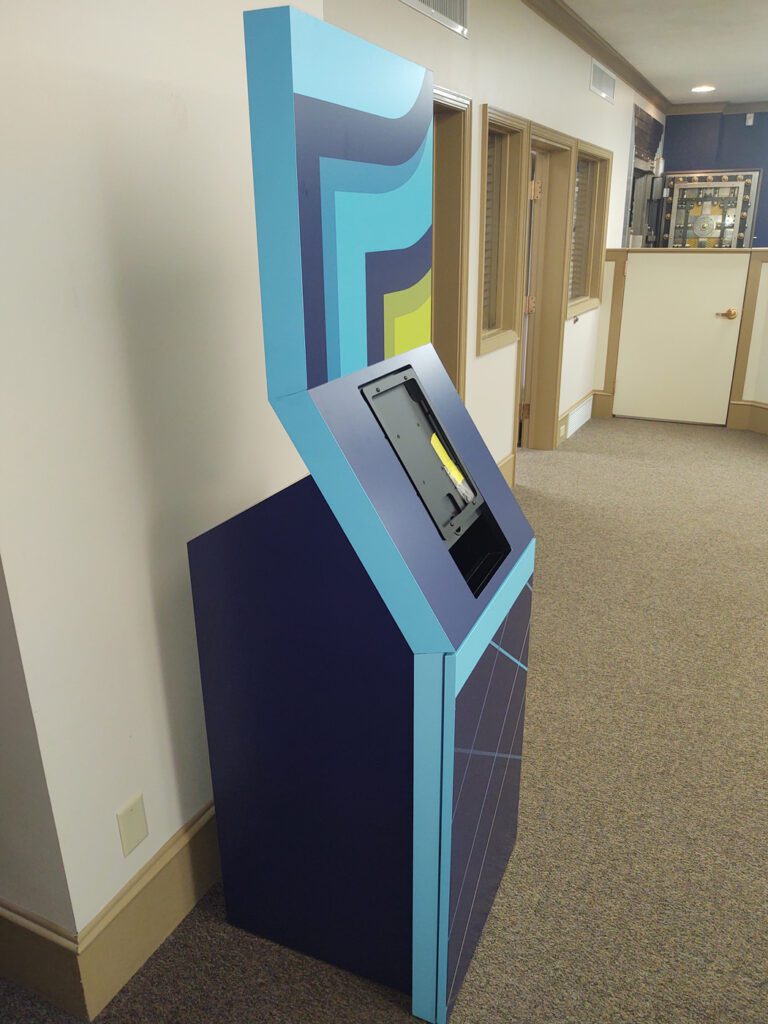 Banking Kiosk ID-2201—UNB—PIQUA—DOWNTOWN,-OH—PIC-3