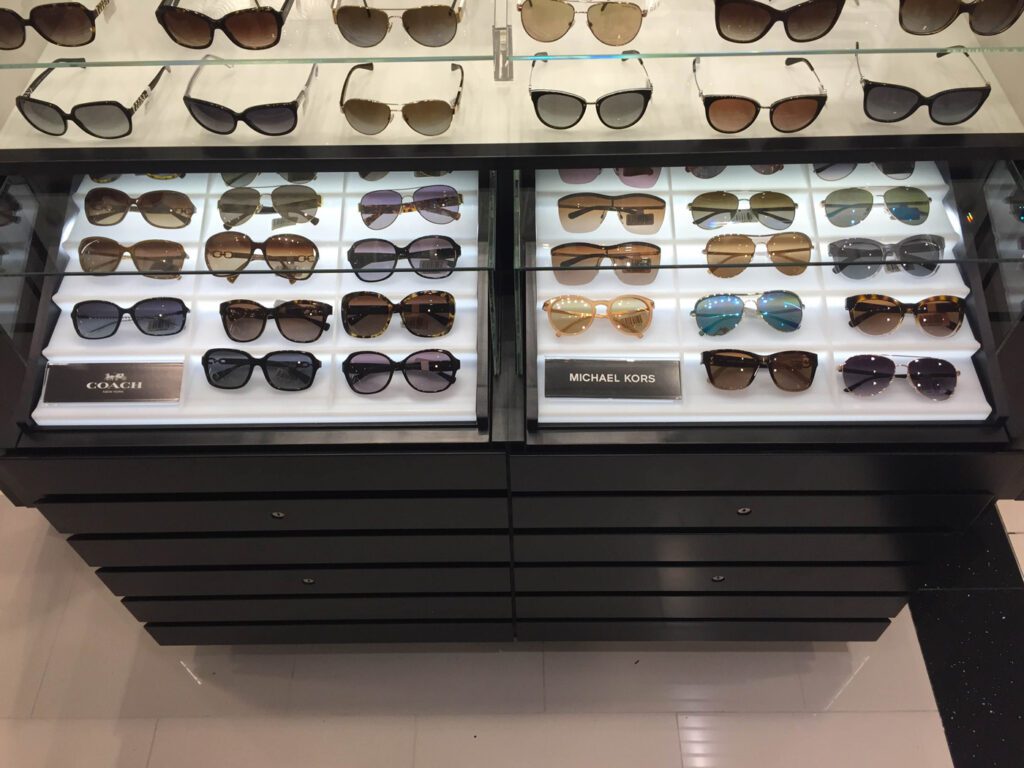 Department Store Eye Wear Shop IMG_0923