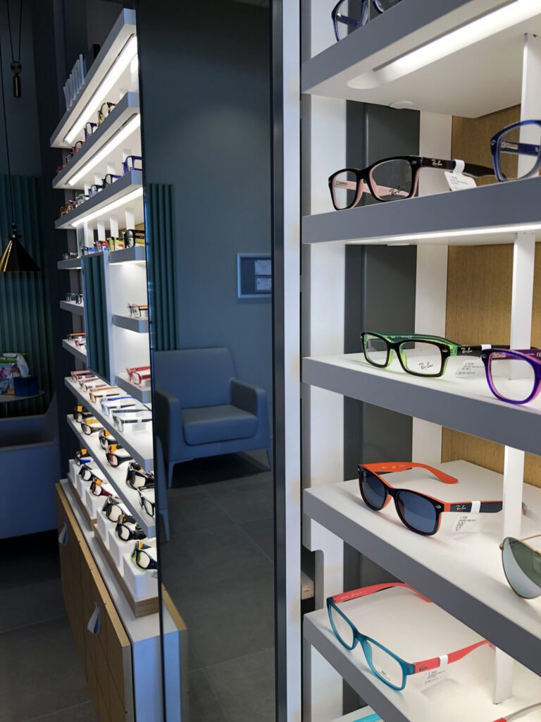 Eye Care and Eye Wear Store Photo_20190625_115843