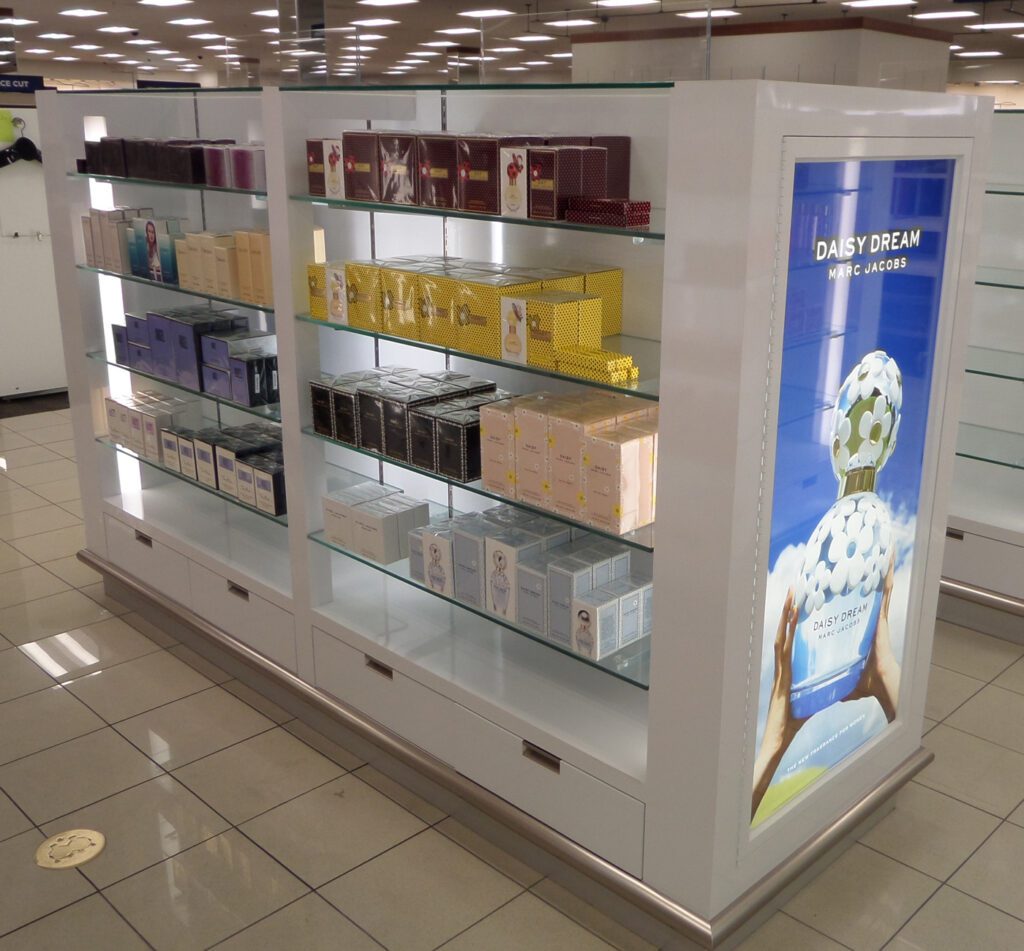 Cosmetic Displays SAM_4132